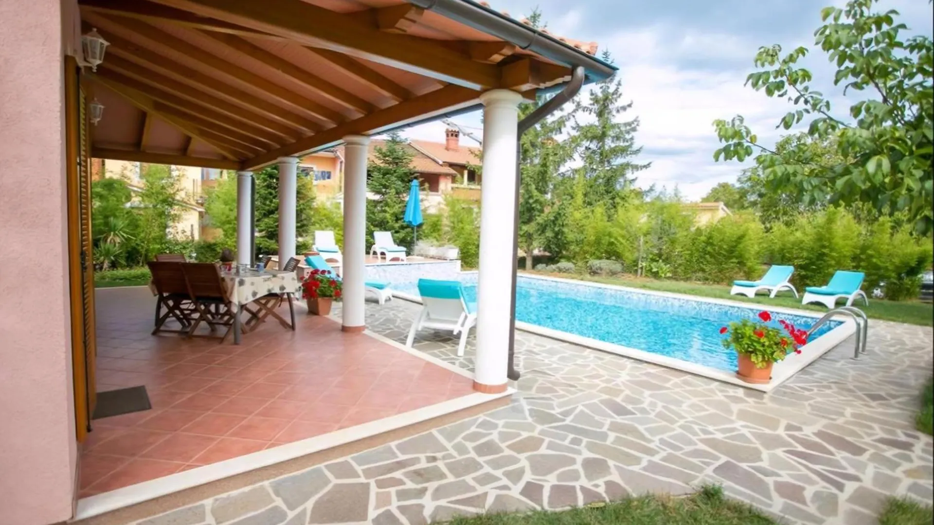 Ferienhaus Valmonida Mit Pool Zminj