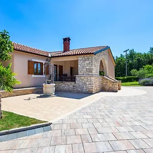  Ferienhaus Krizanci