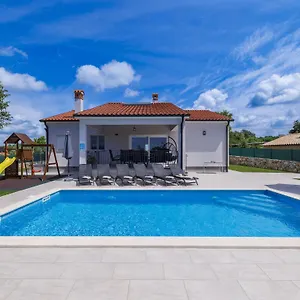  Ferienhaus Veli Vrt By Interhome